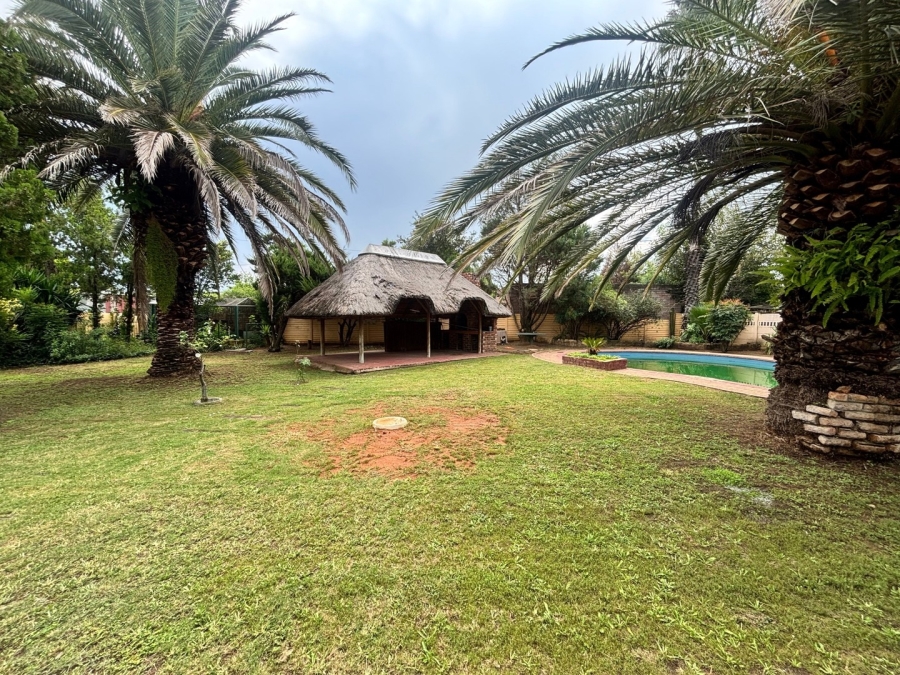 3 Bedroom Property for Sale in La Hoff North West